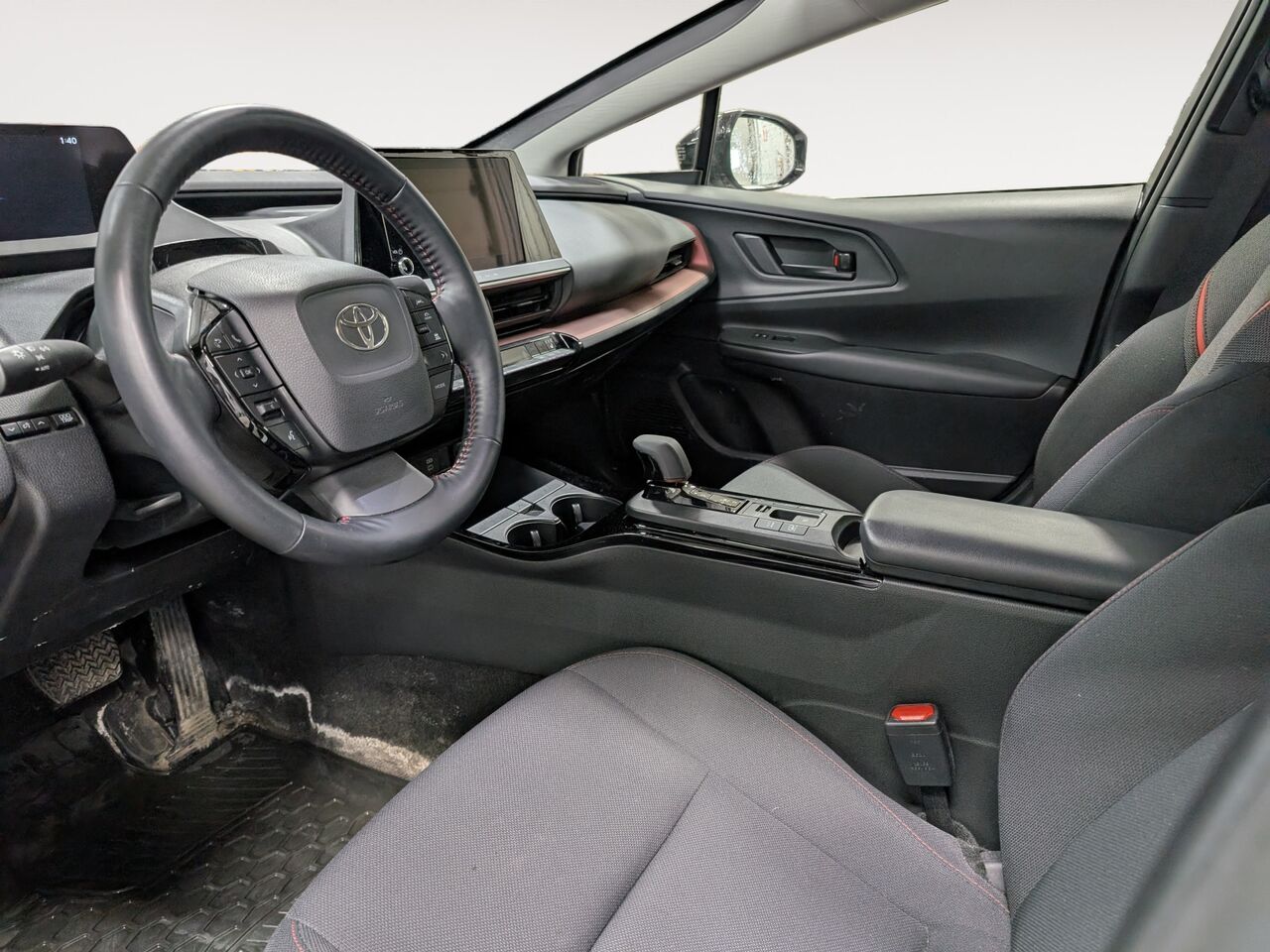 2024 Toyota Prius Prime - Image 9