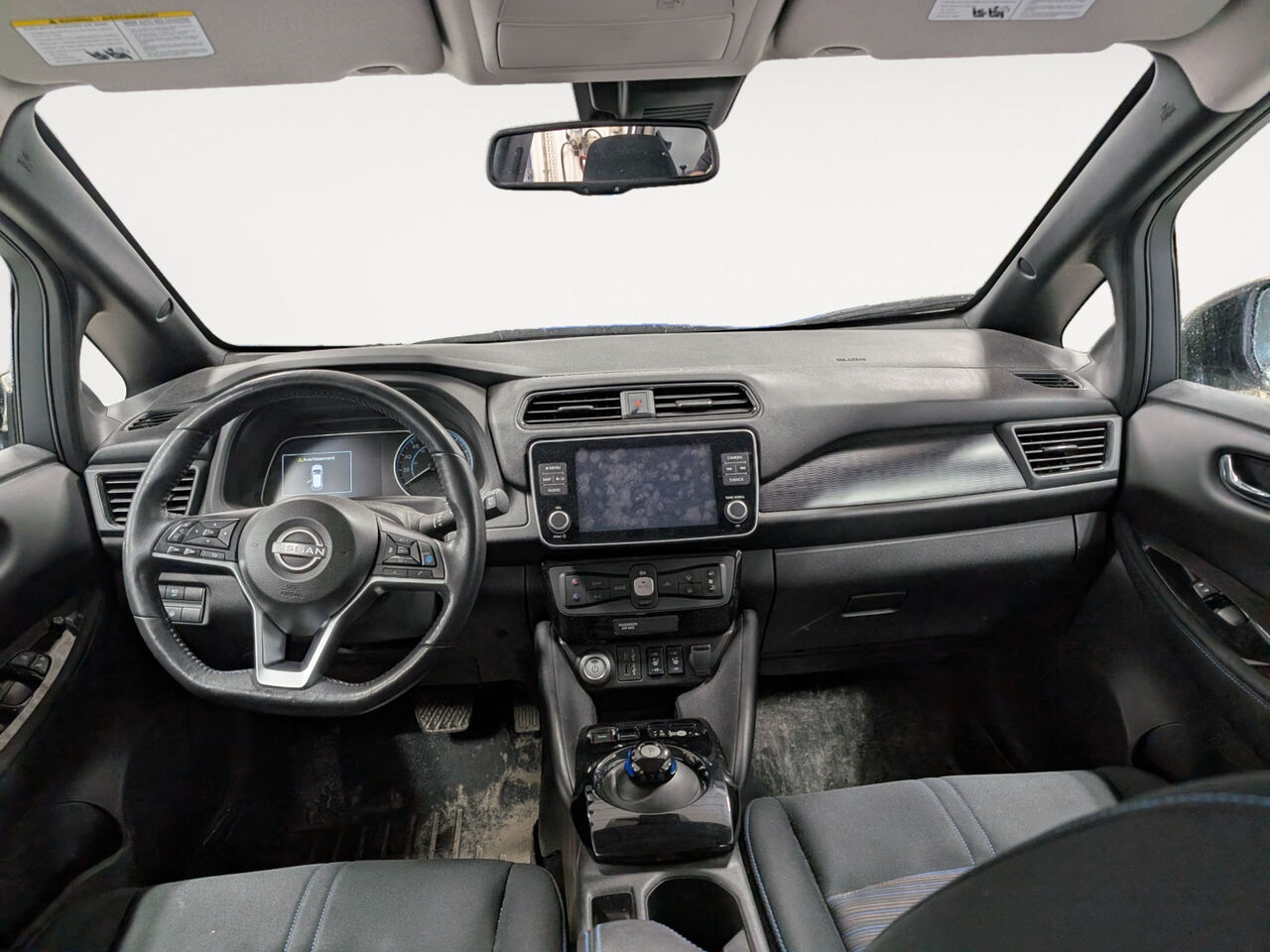 2024 Nissan LEAF - Image 8