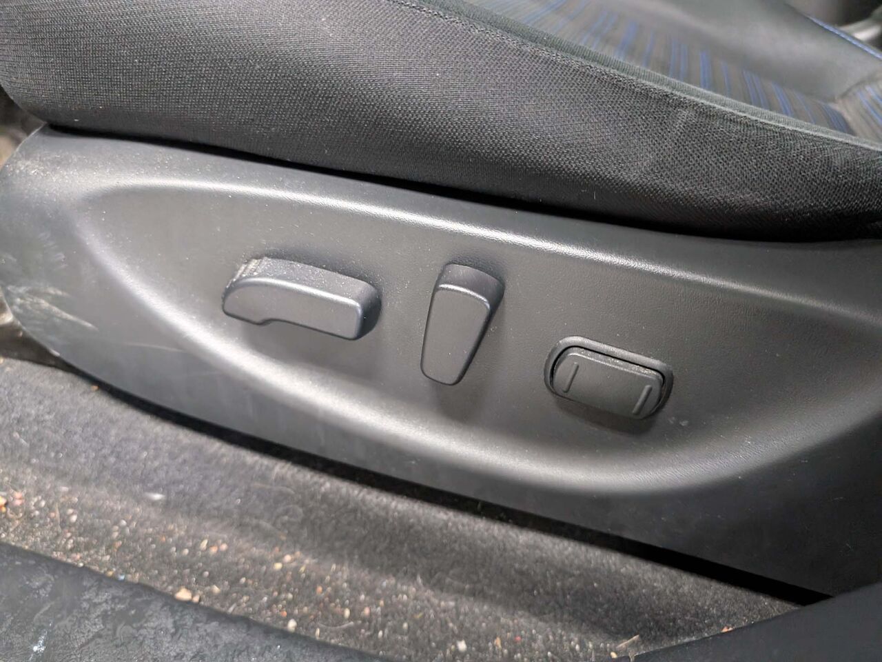 2024 Nissan LEAF - Image 11