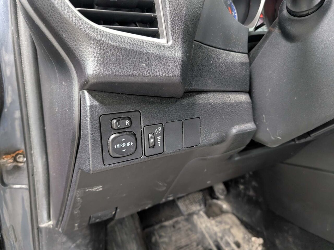 2014 Toyota Corolla - Image 10