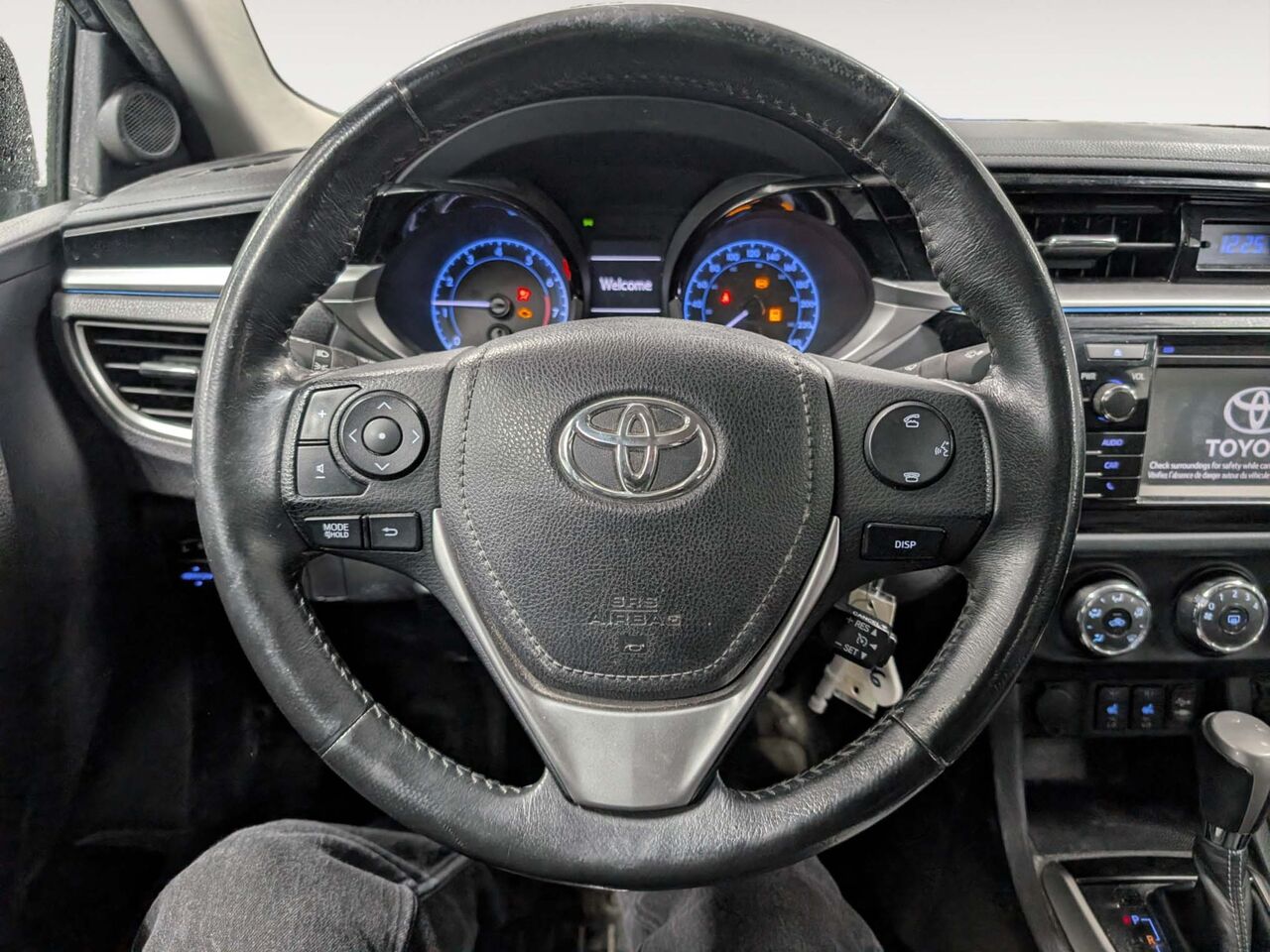 2014 Toyota Corolla - Image 11