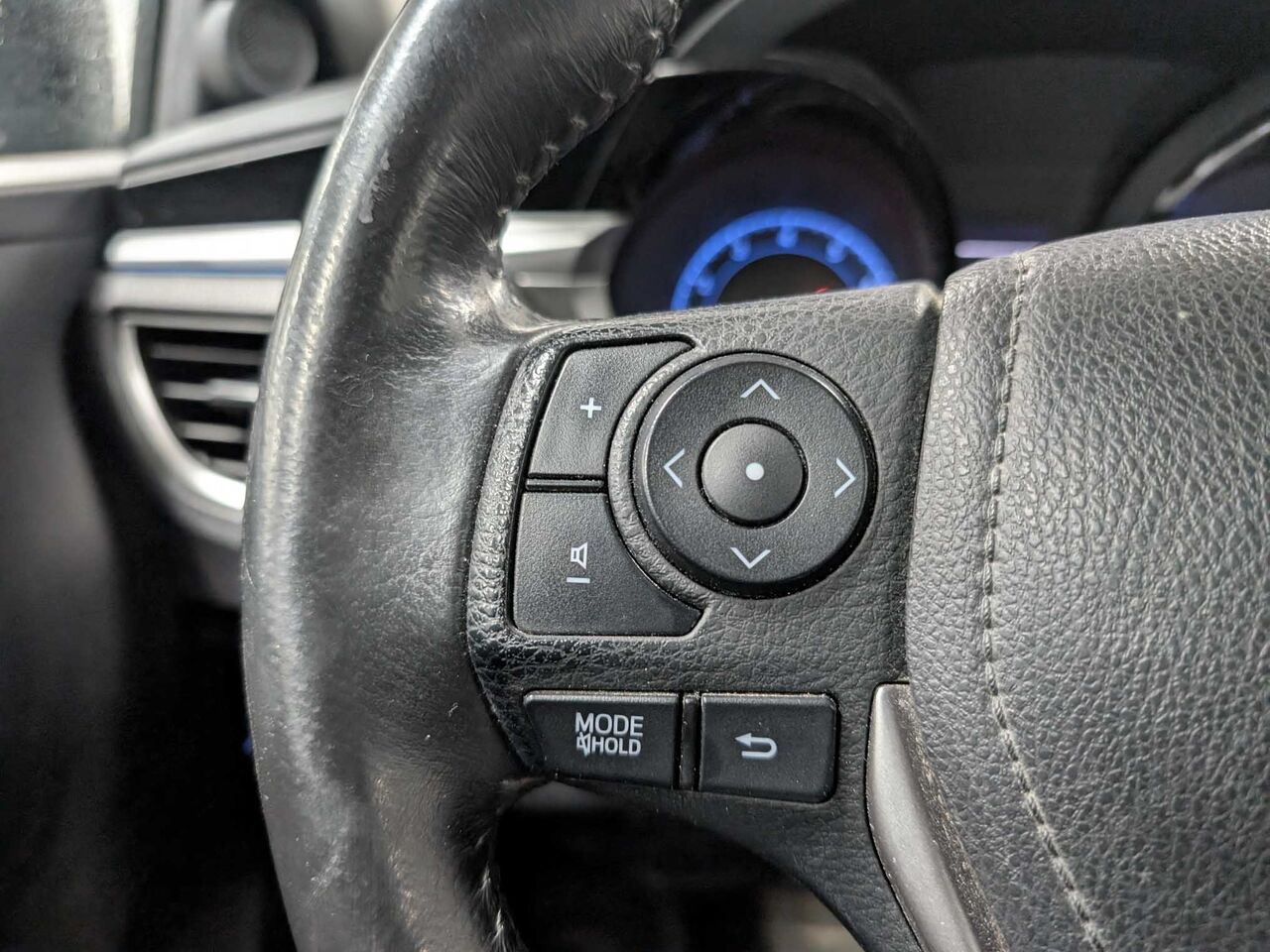 2014 Toyota Corolla - Image 12