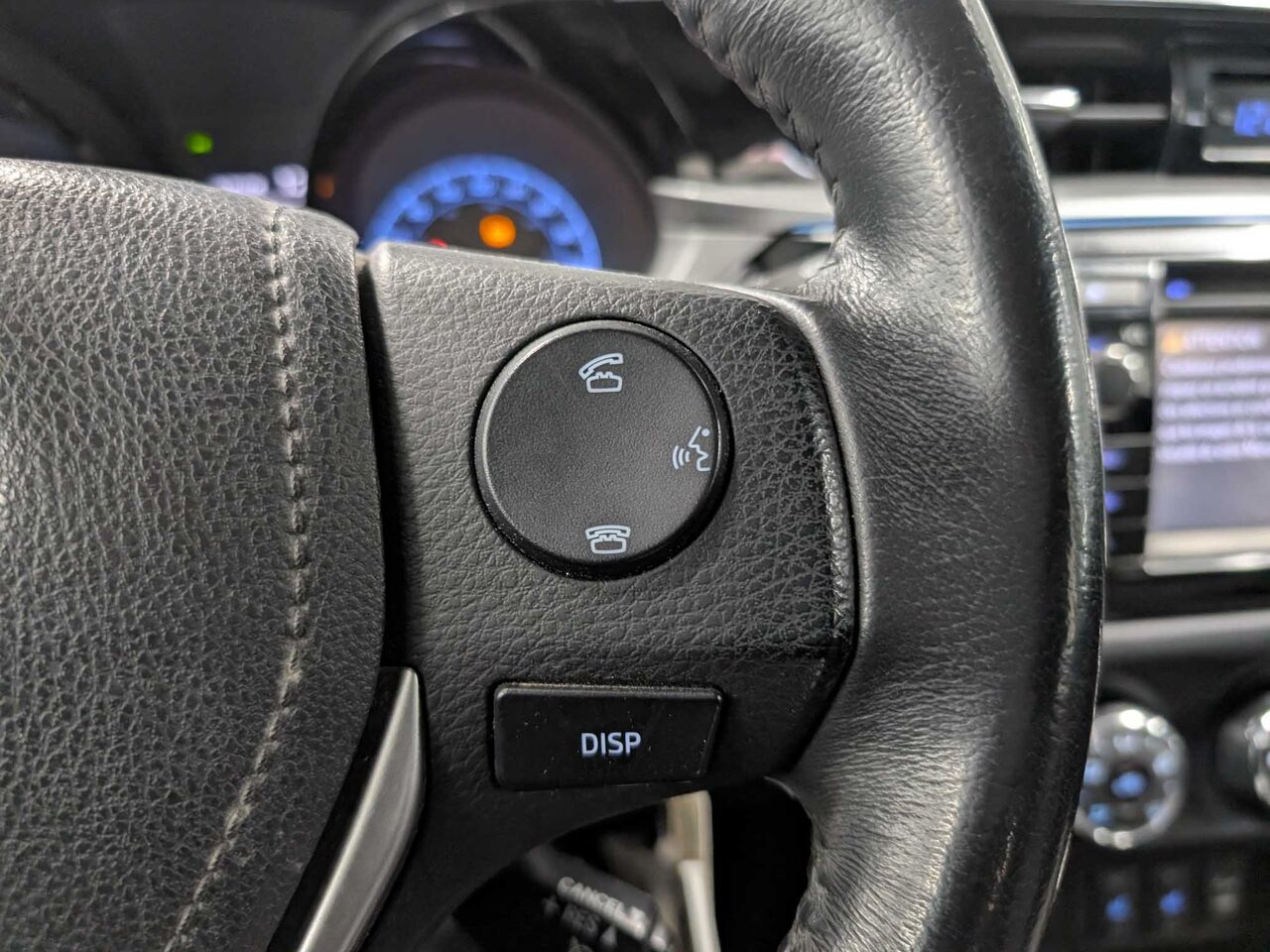 2014 Toyota Corolla - Image 13