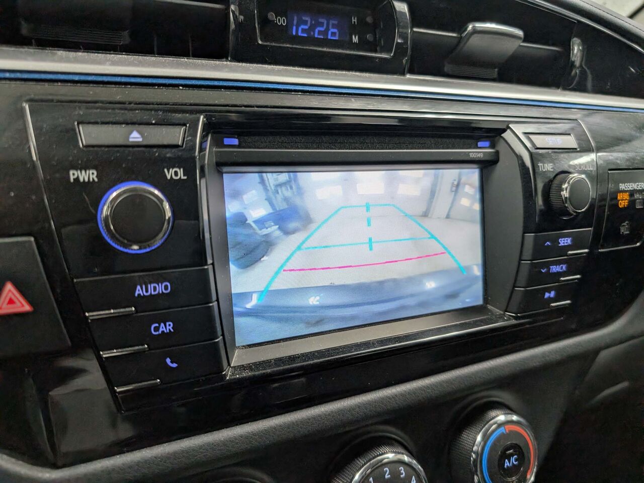 2014 Toyota Corolla - Image 17