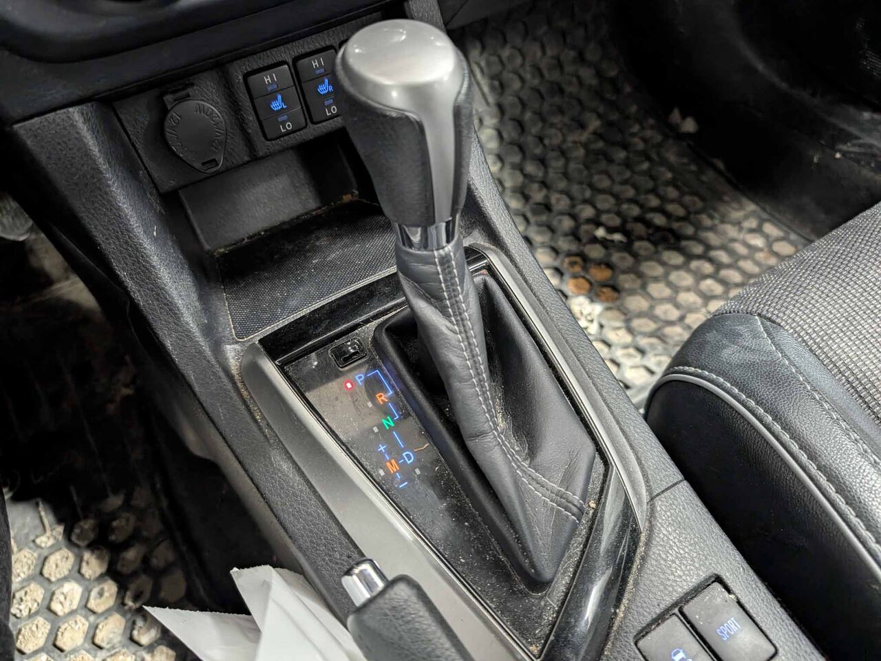 2014 Toyota Corolla - Image 20