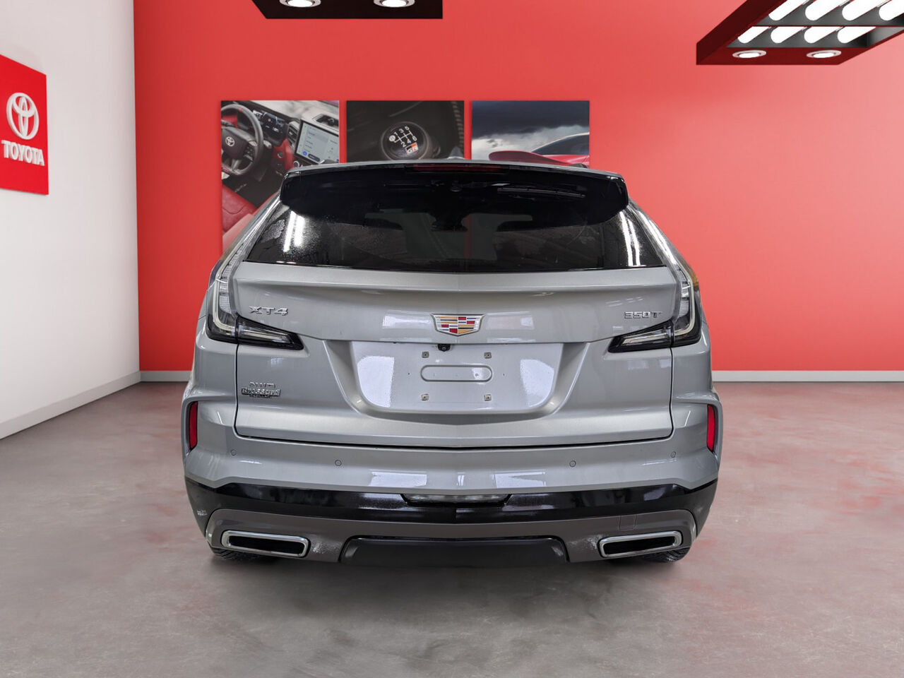 2025 Cadillac XT4 - Image 5