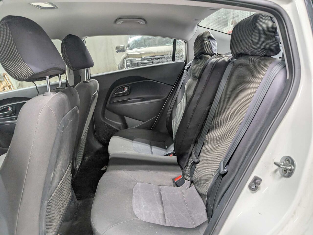 2017 Kia Rio - Image 20