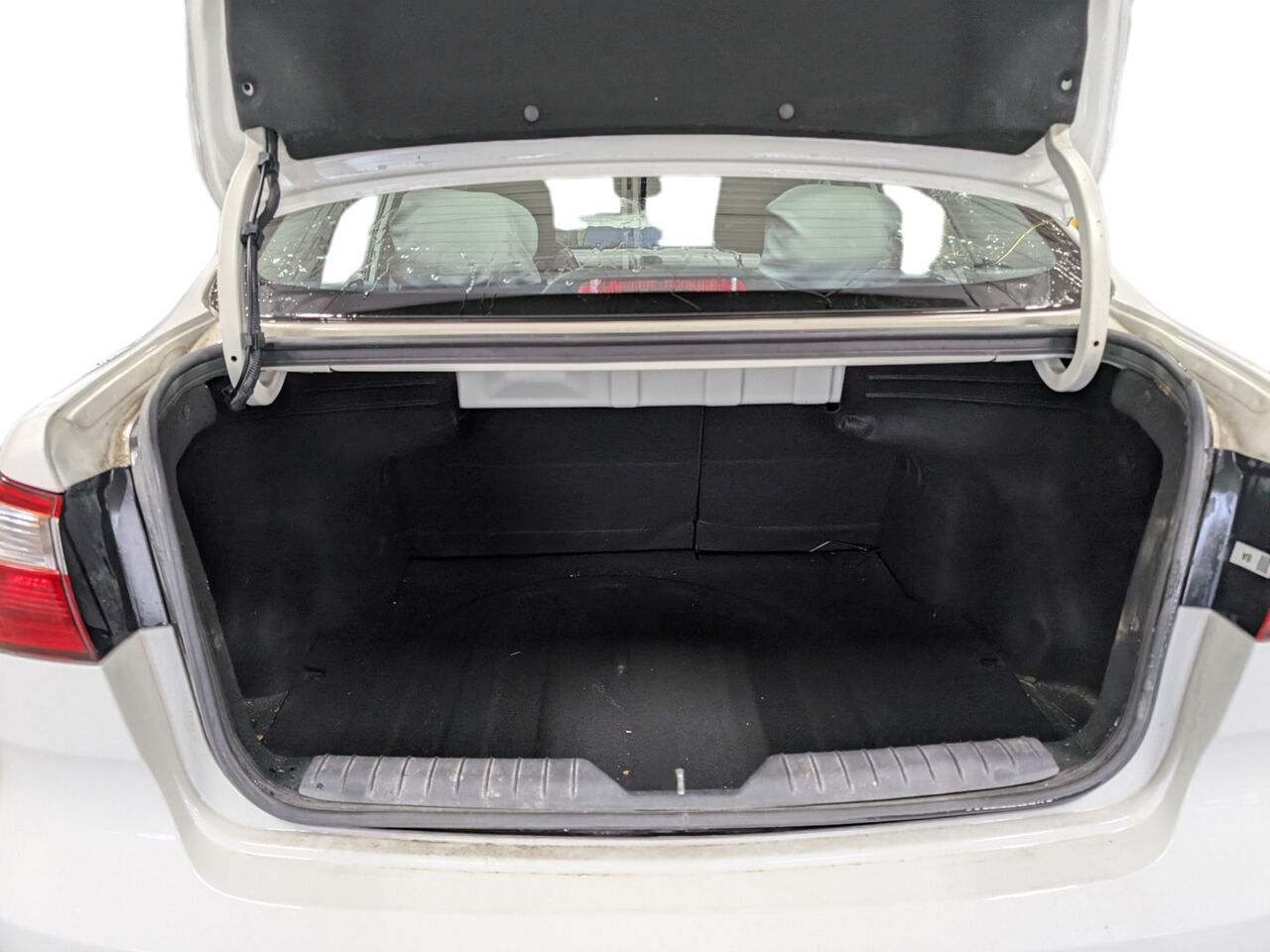 2017 Kia Rio - Image 21