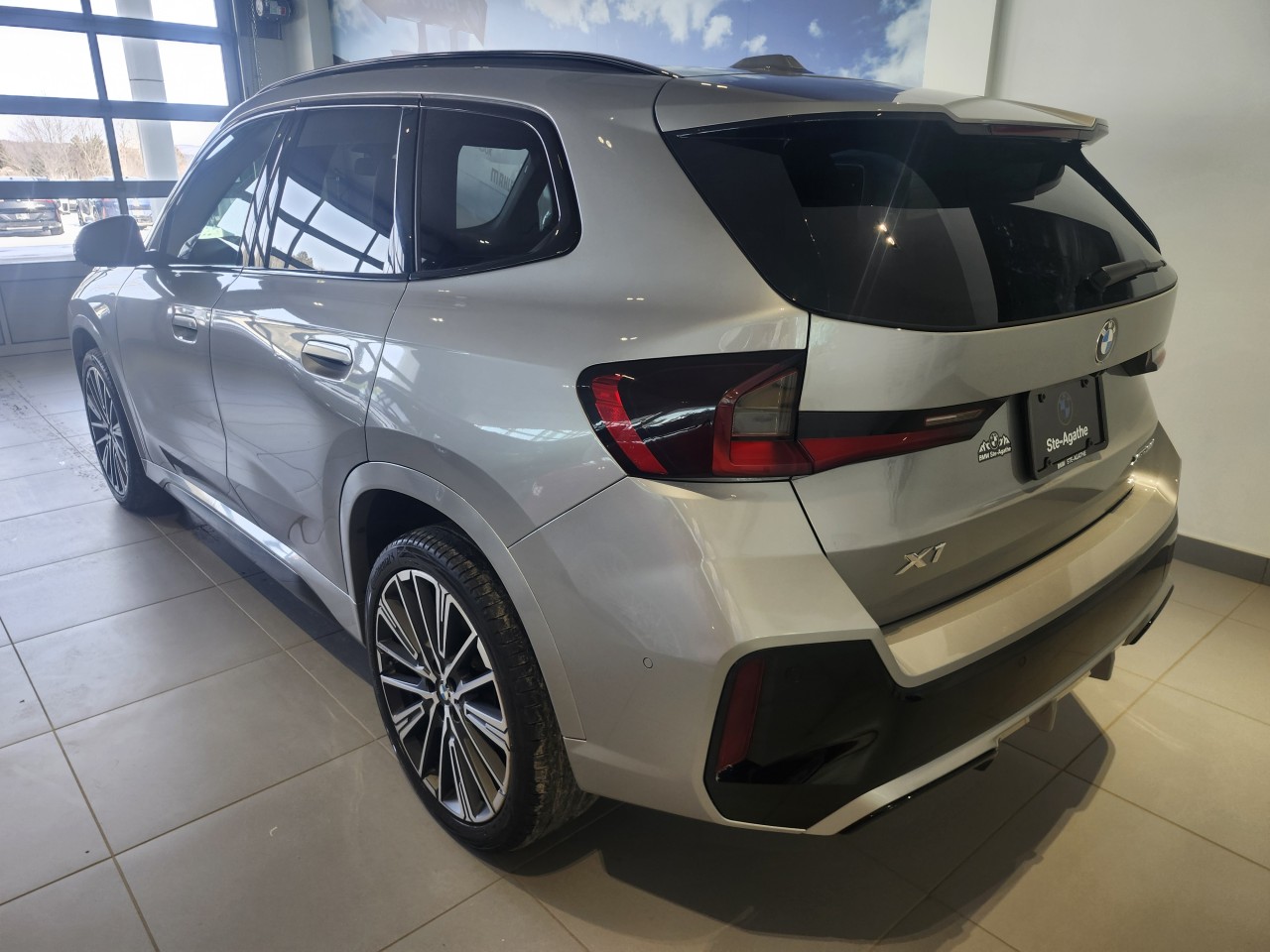 2023 BMW X1 - Image 23