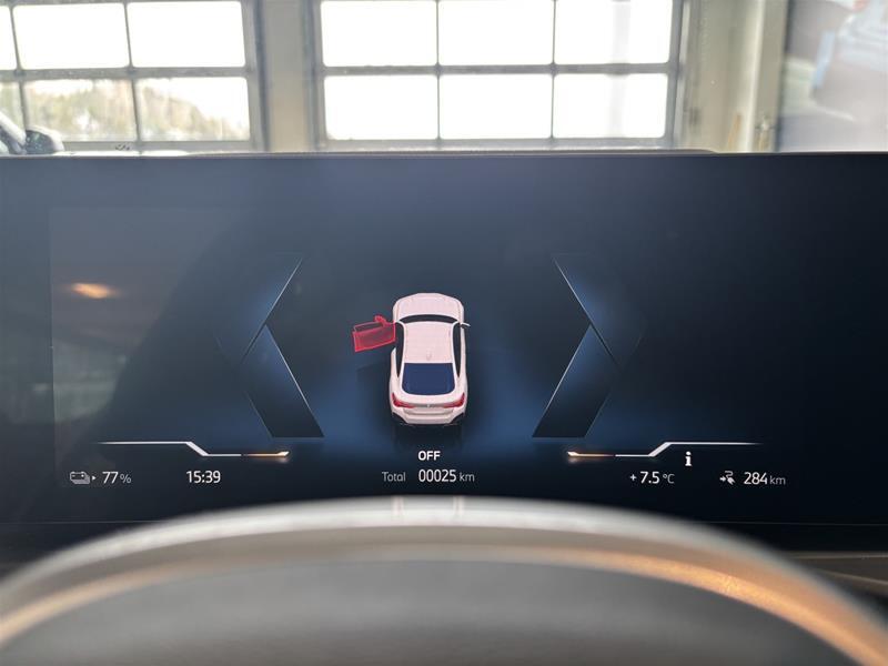 2025 BMW i4 - Image 37