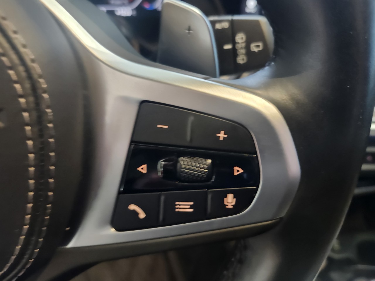 2023 BMW X5 - Image 34