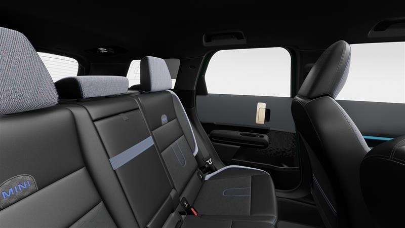 2026 MINI Countryman - Image 34