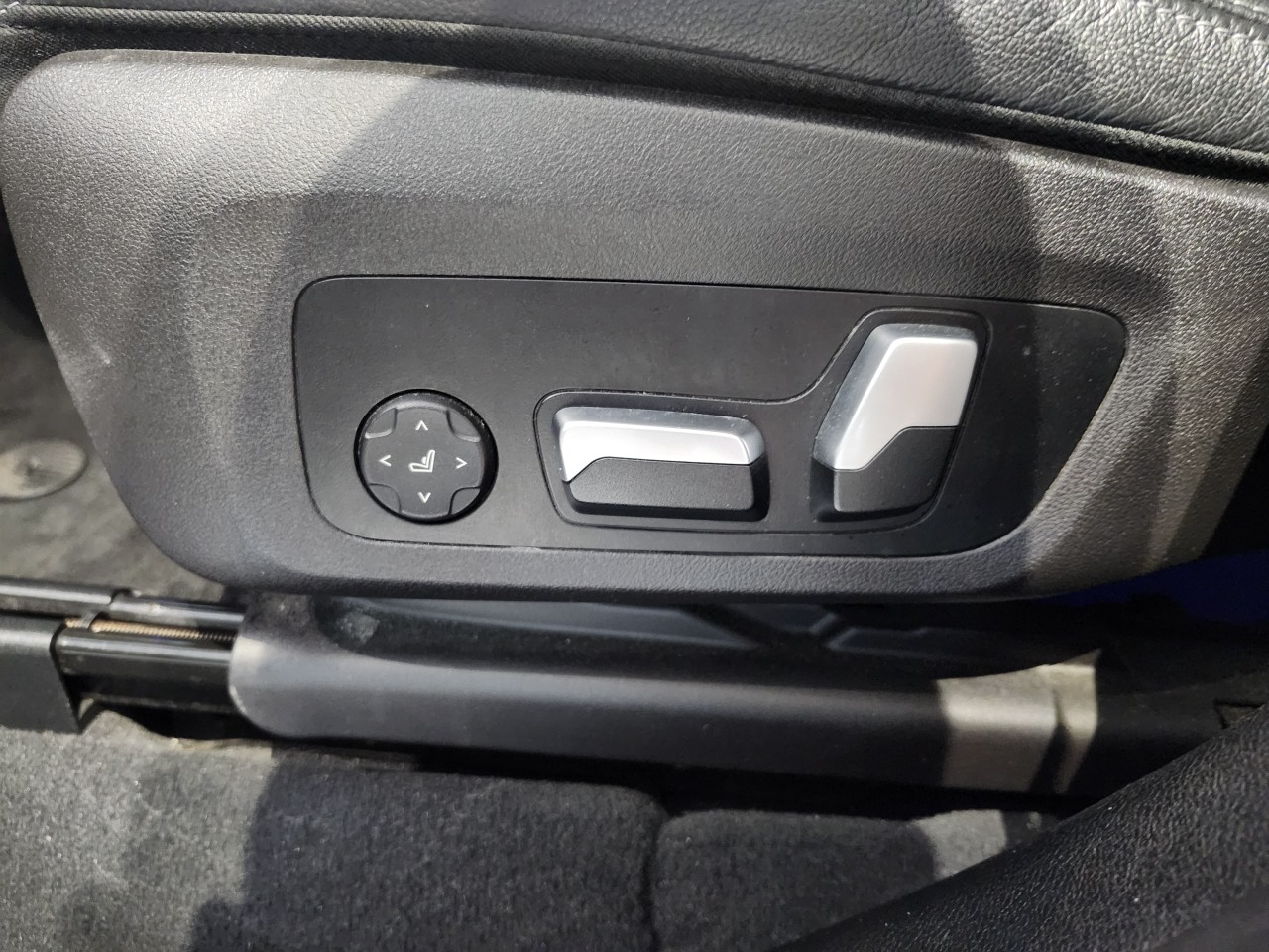 2023 BMW X3 - Image 74