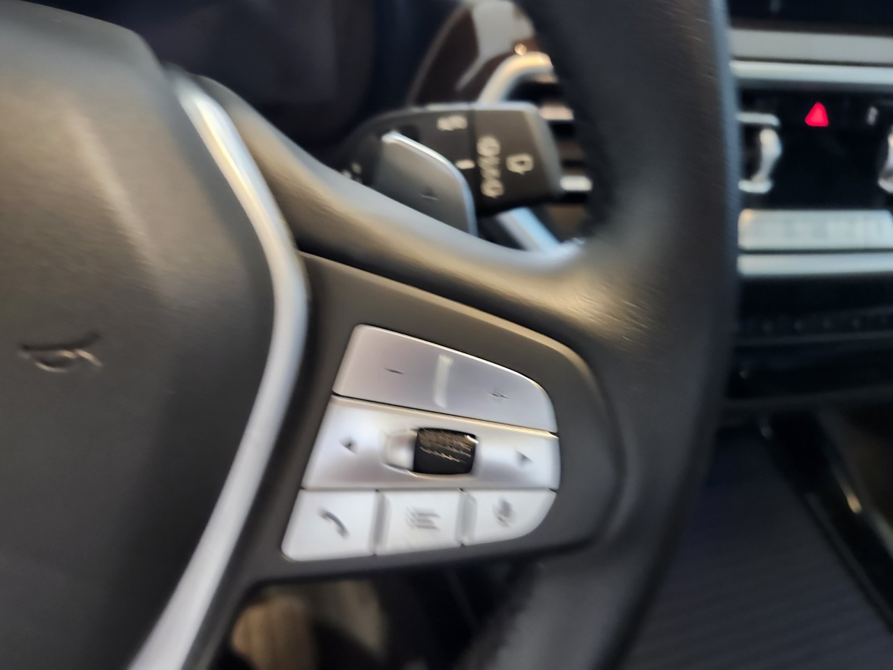 2023 BMW X3 - Image 77