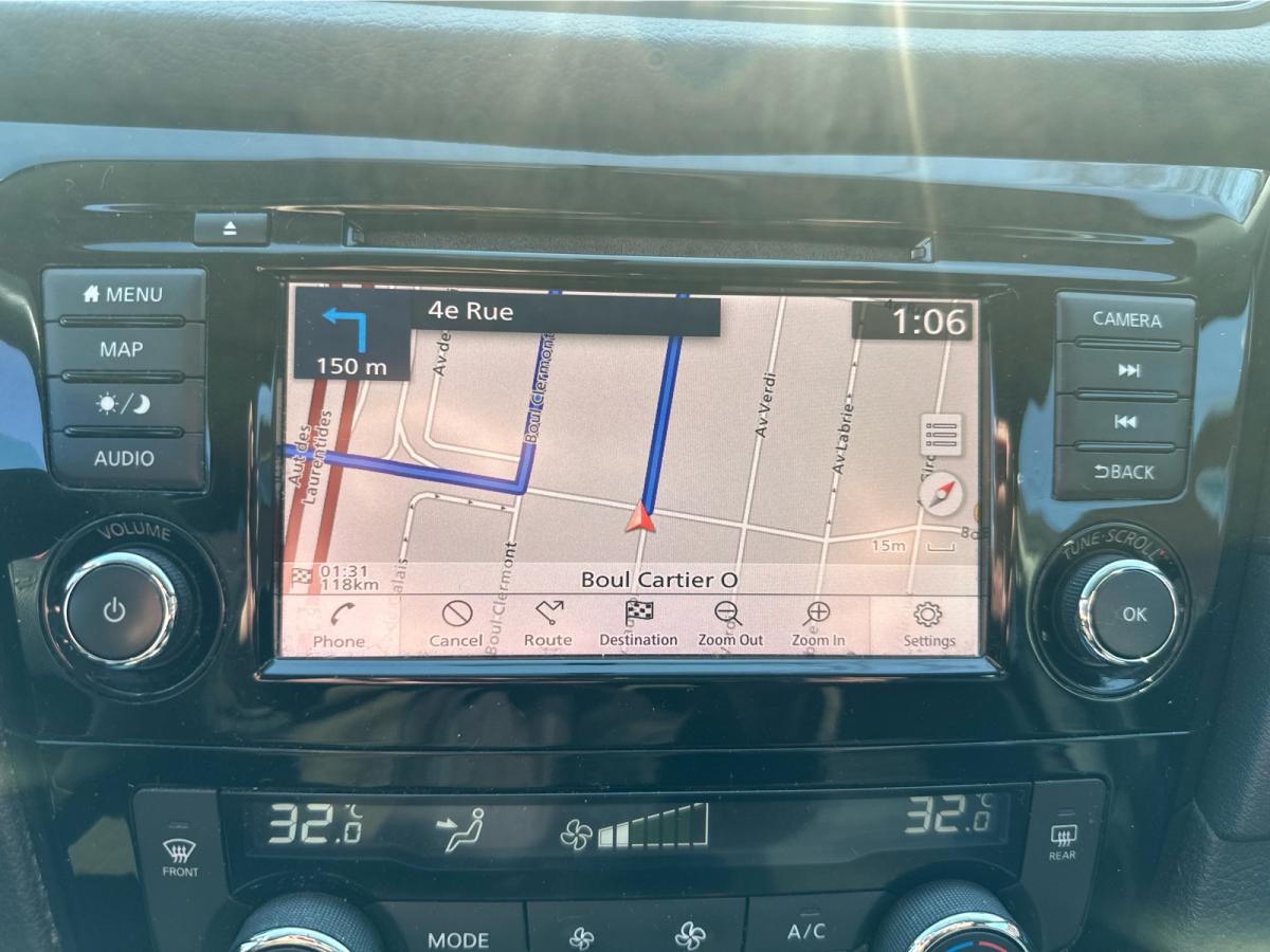 2018 Nissan Rogue - Image 39