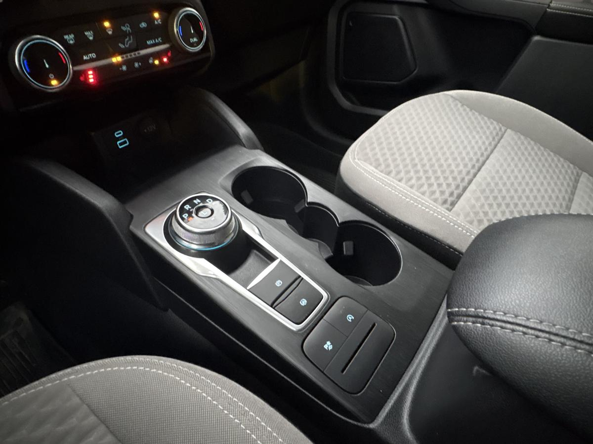 2022 Ford Escape - Image 63