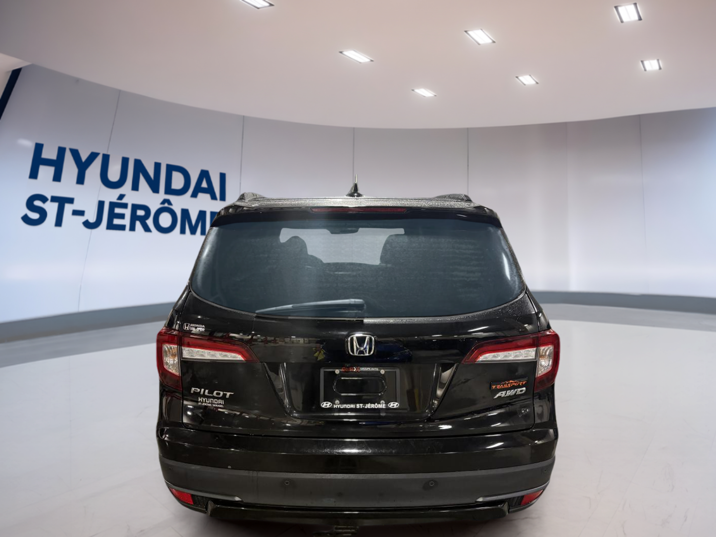 2022 Honda Pilot - Image 32