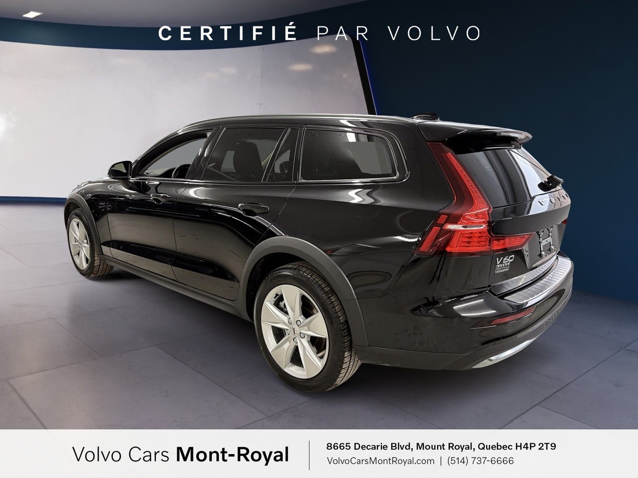 2025 Volvo V60 Cross Country - Image 40