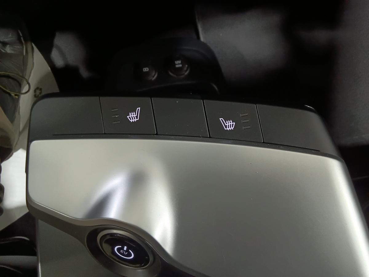2023 Kia EV6 - Image 66