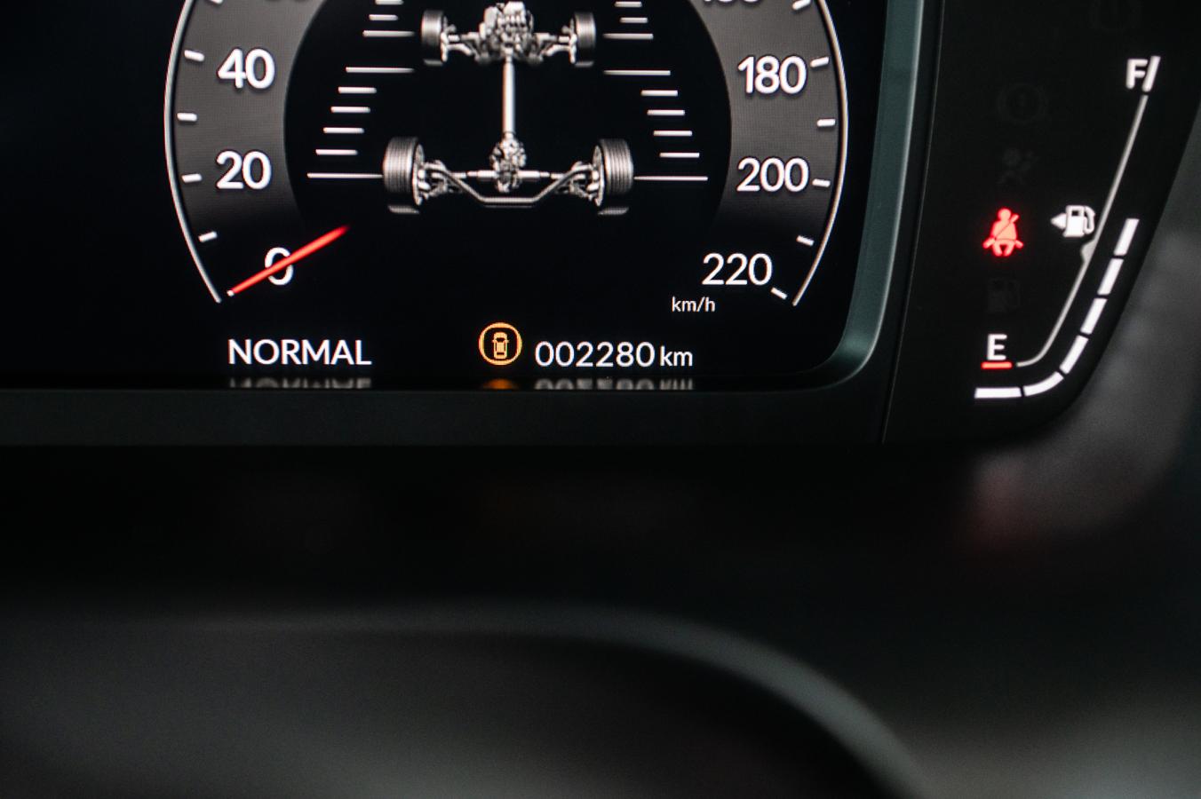 2025 Acura ADX - Image 95