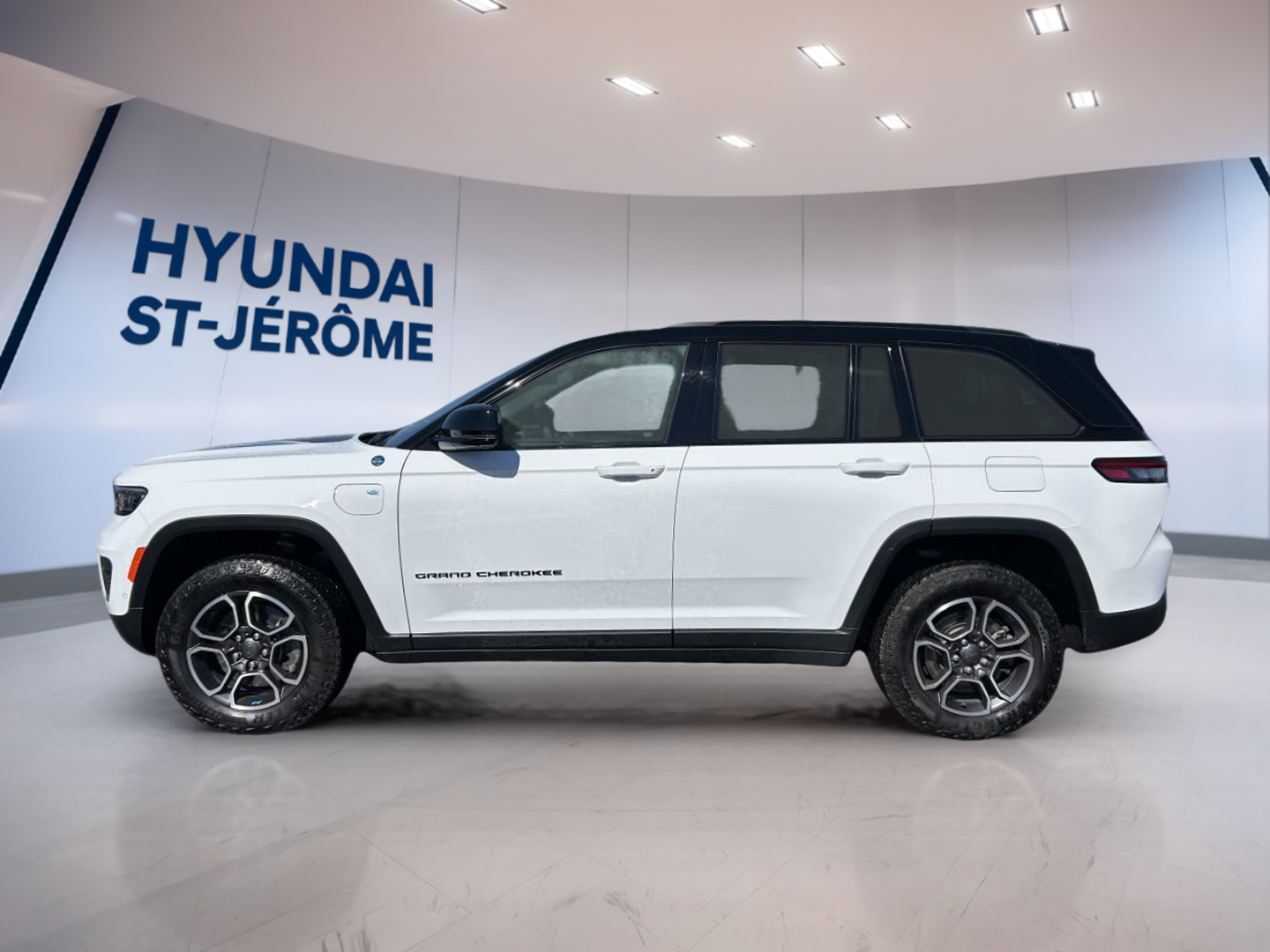 2022 Jeep Grand Cherokee 4xe - Image 82