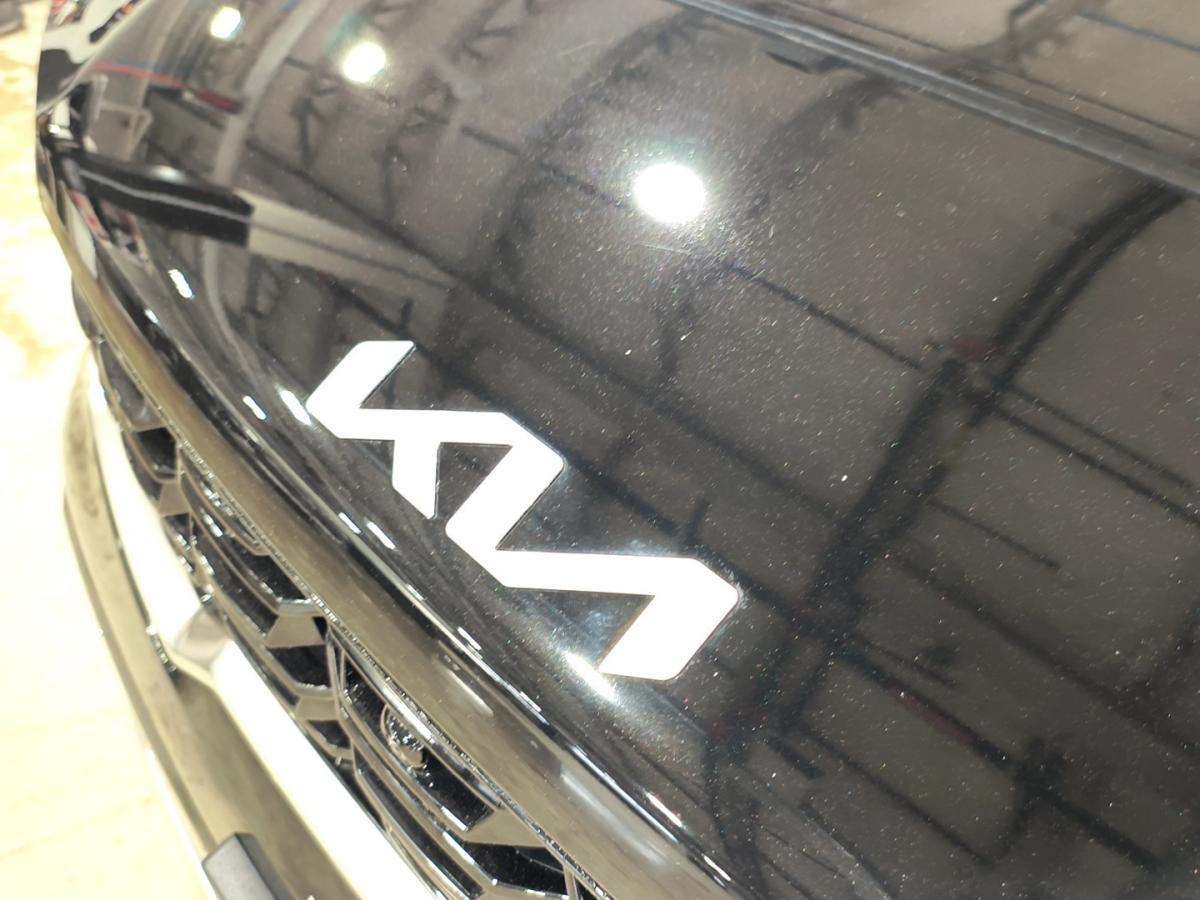 2025 Kia Sorento - Image 50