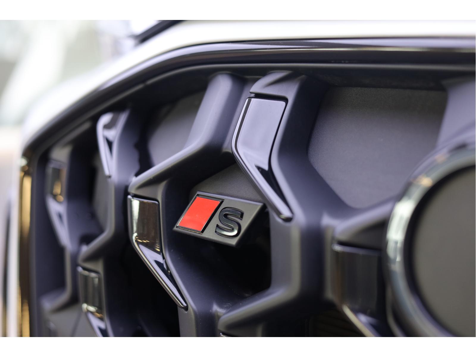 2025 Audi SQ5 - Image 86