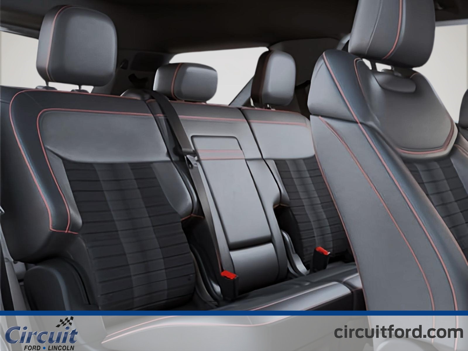 2025 Ford Explorer - Image 26