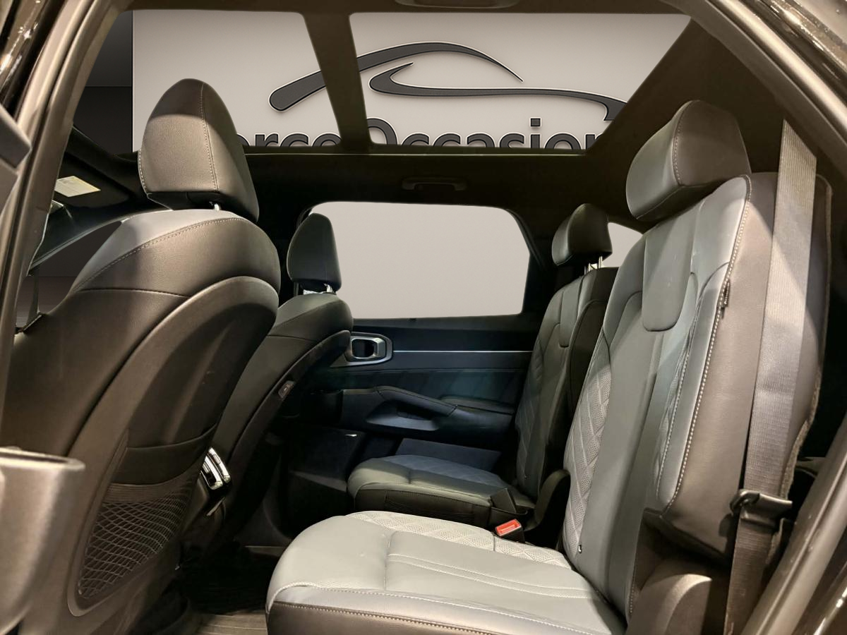 2025 Kia Sorento PHEV - Image 93