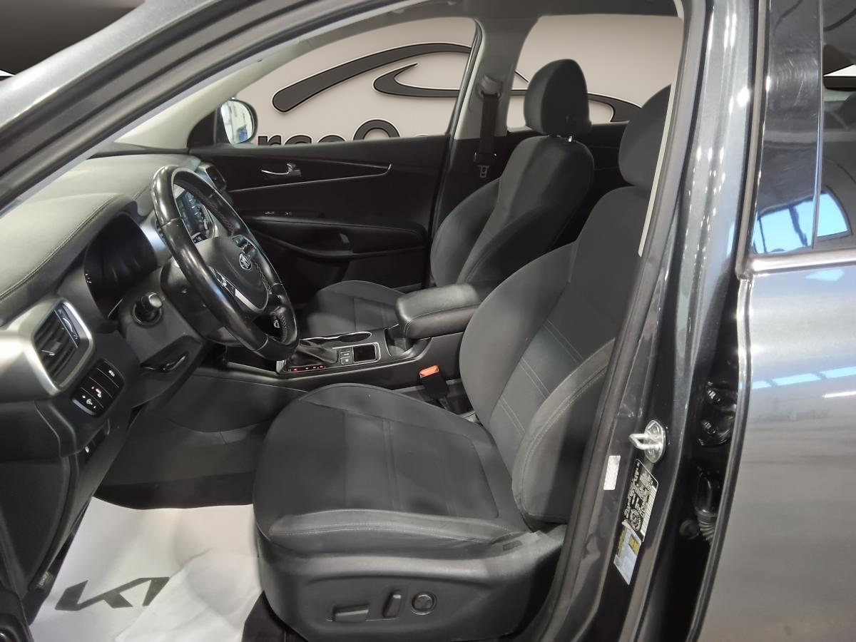 2020 Kia Sorento - Image 120