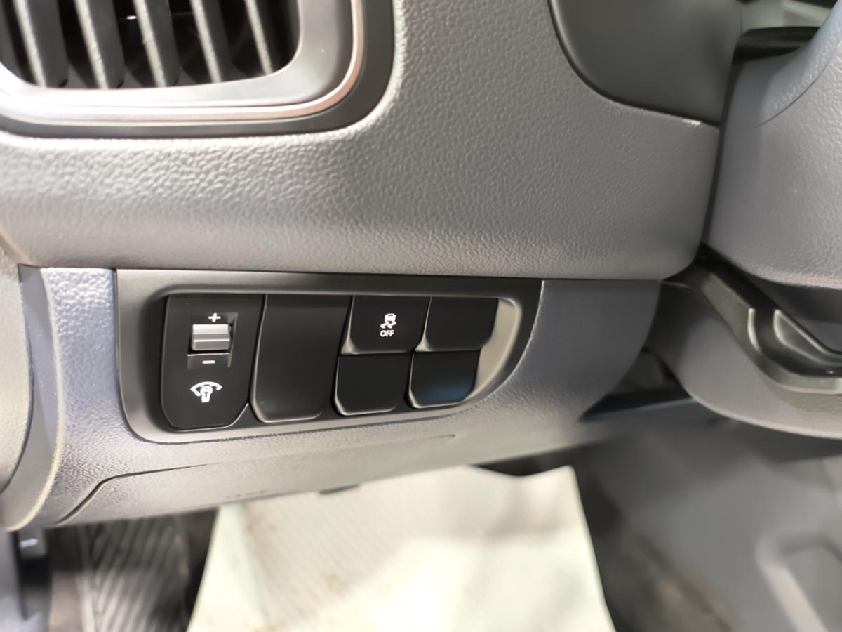 2017 Kia Rio - Image 108
