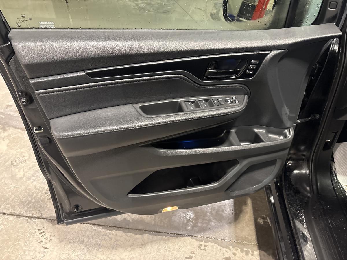 2022 Honda Odyssey - Image 125