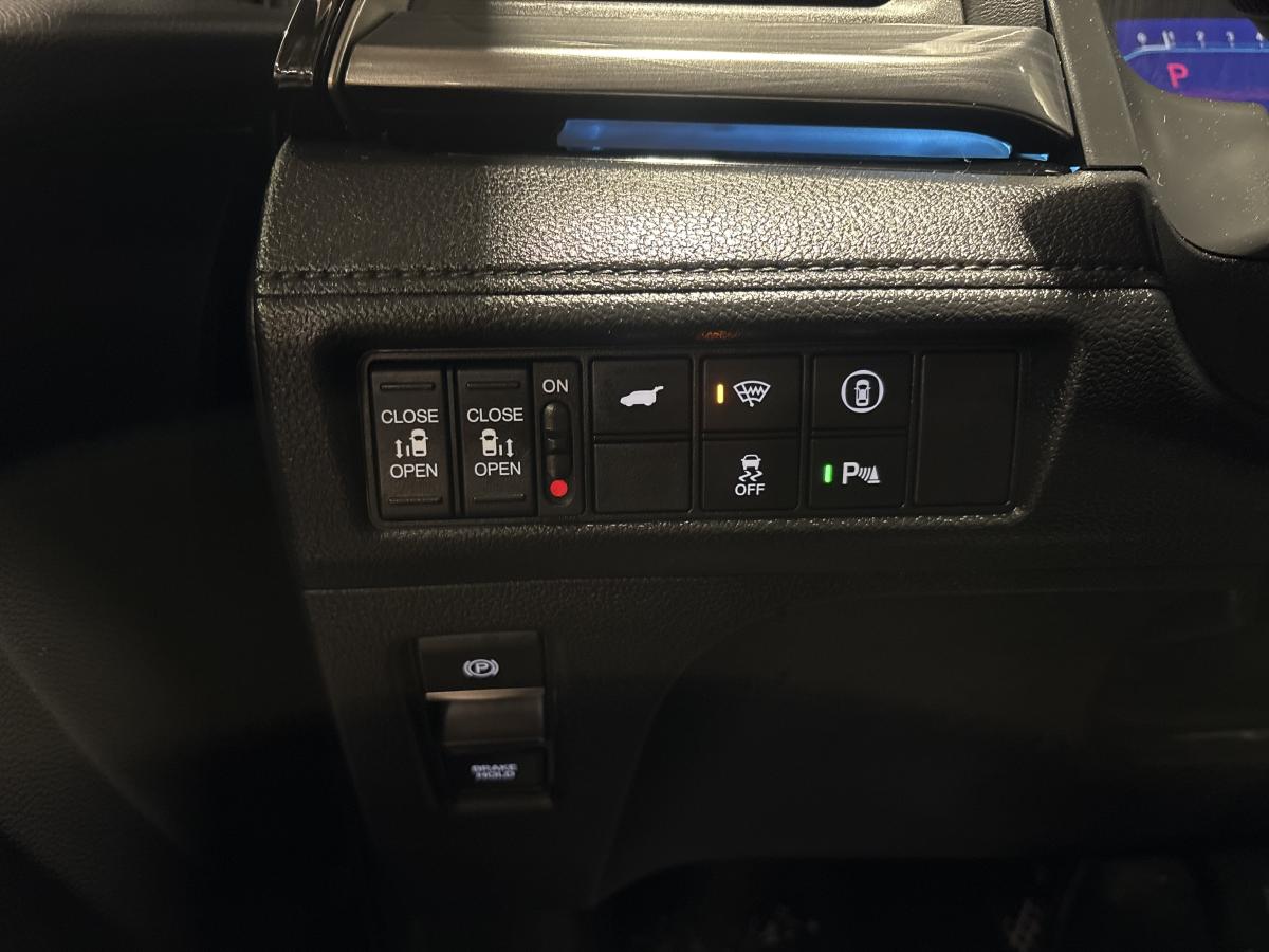 2022 Honda Odyssey - Image 146