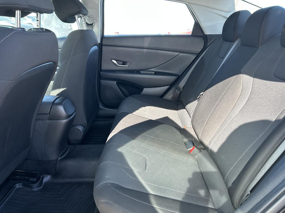 2023 Hyundai Elantra - Image 102