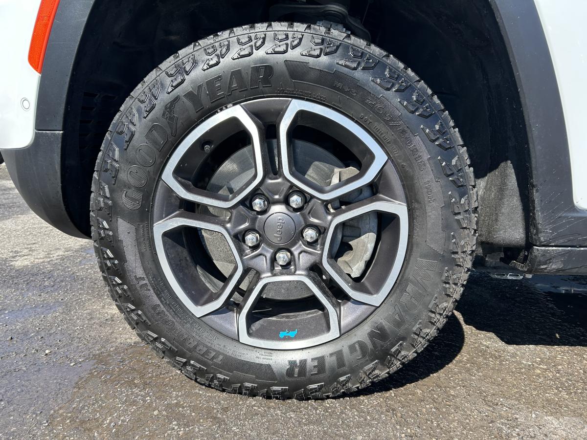 2022 Jeep Grand Cherokee 4xe - Image 120