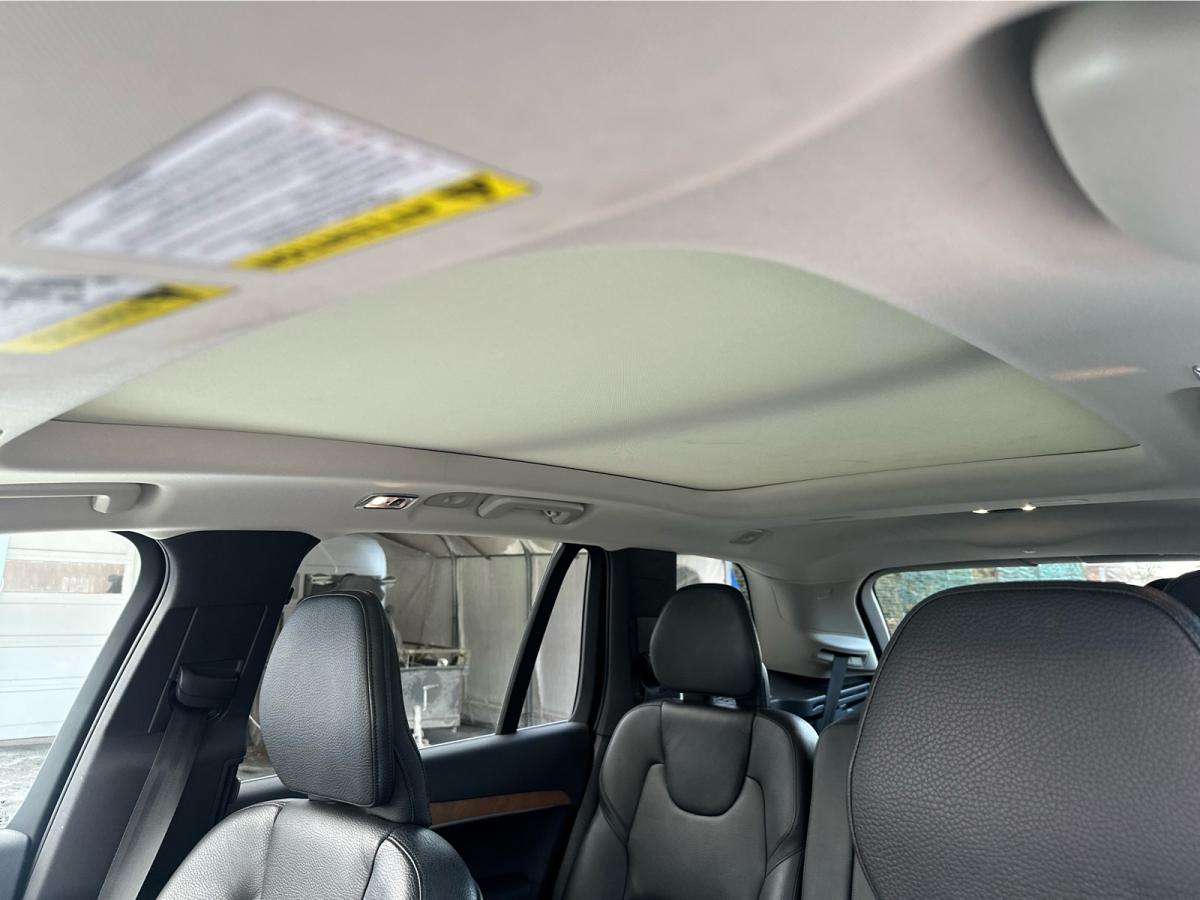 2022 Volvo XC90 - Image 98
