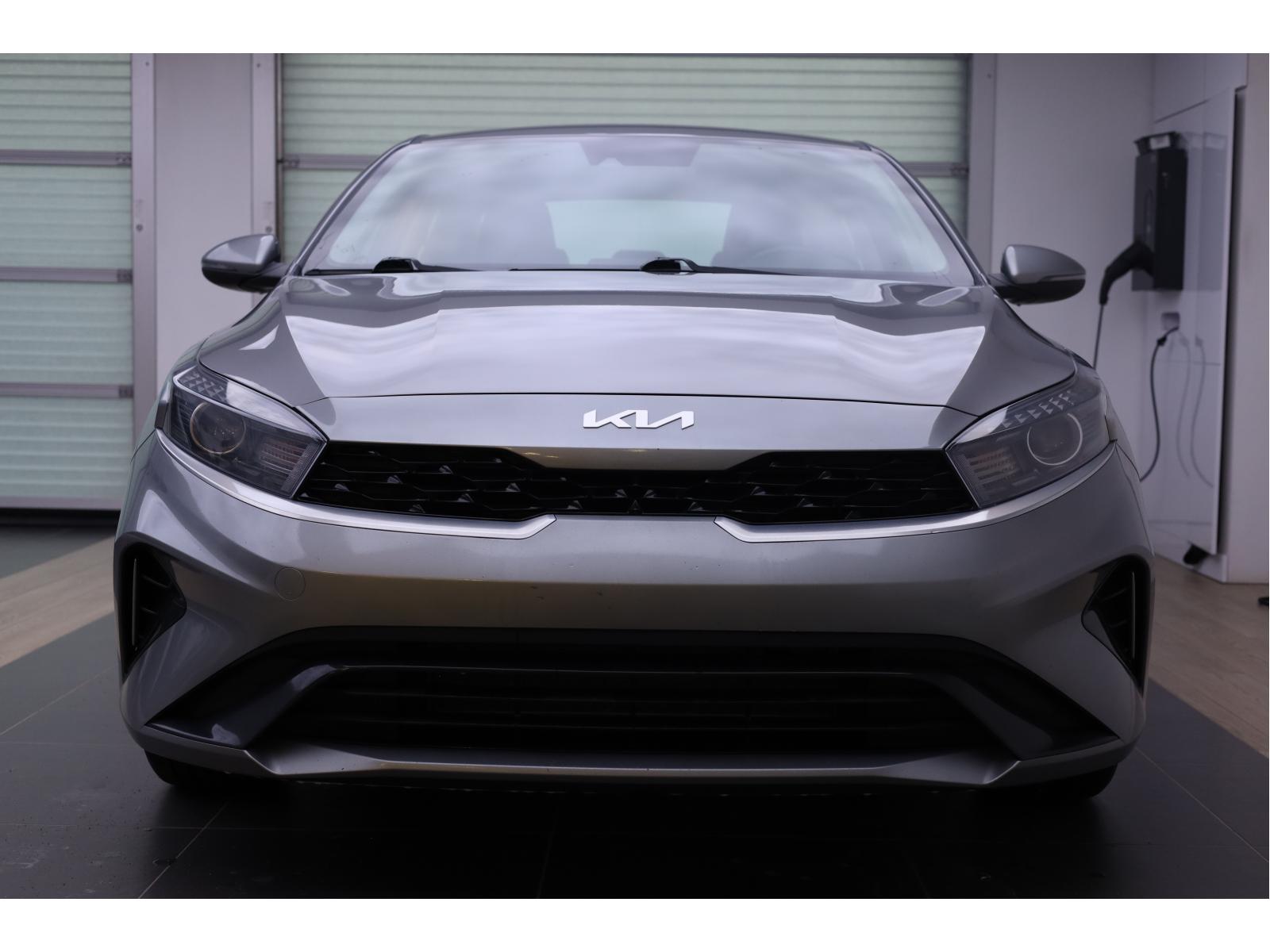 2023 Kia Forte - Image 49