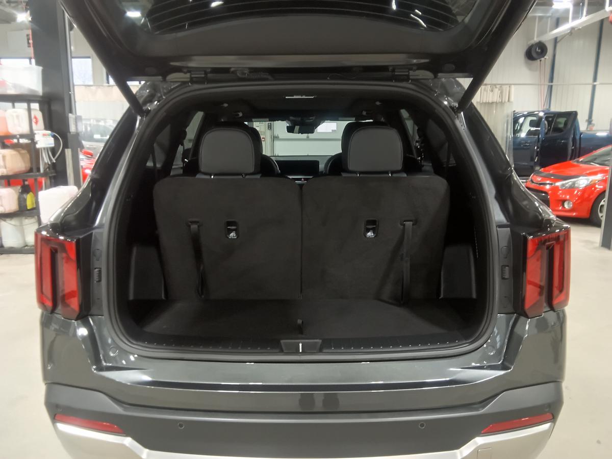 2025 Kia Sorento PHEV - Image 109