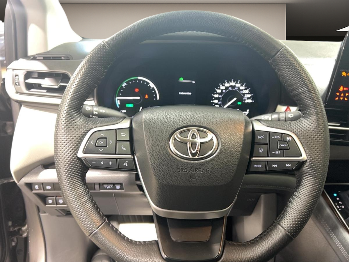 2023 Toyota Sienna - Image 138