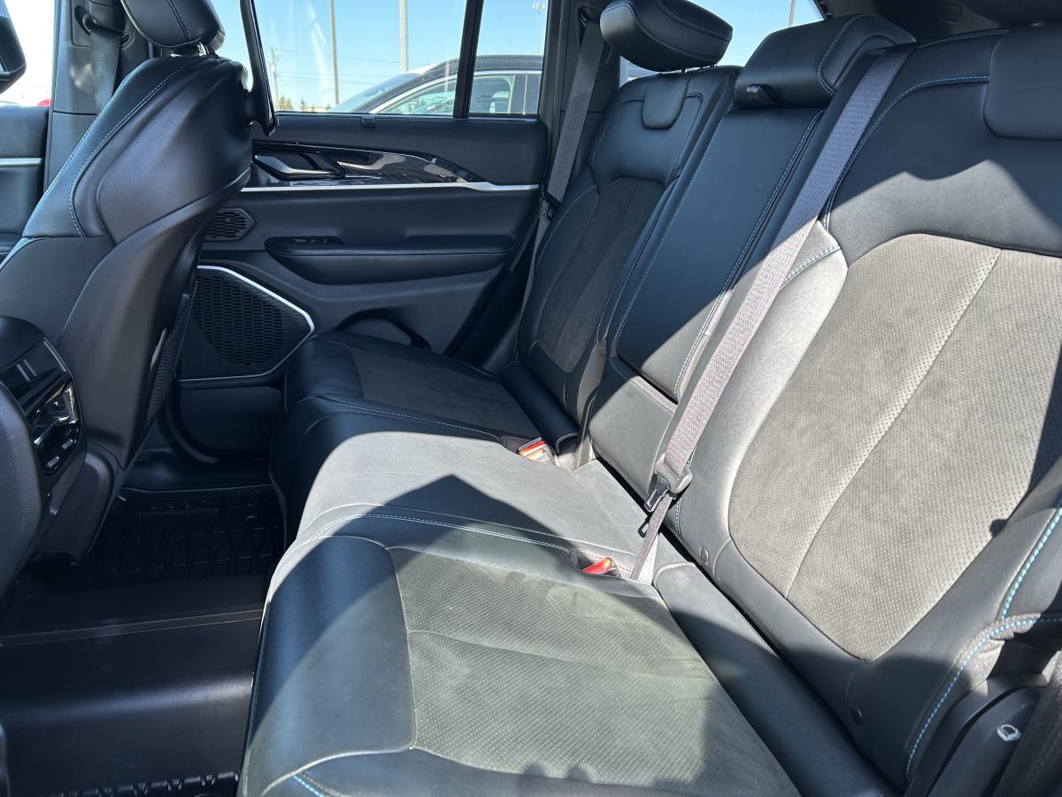 2022 Jeep Grand Cherokee 4xe - Image 166