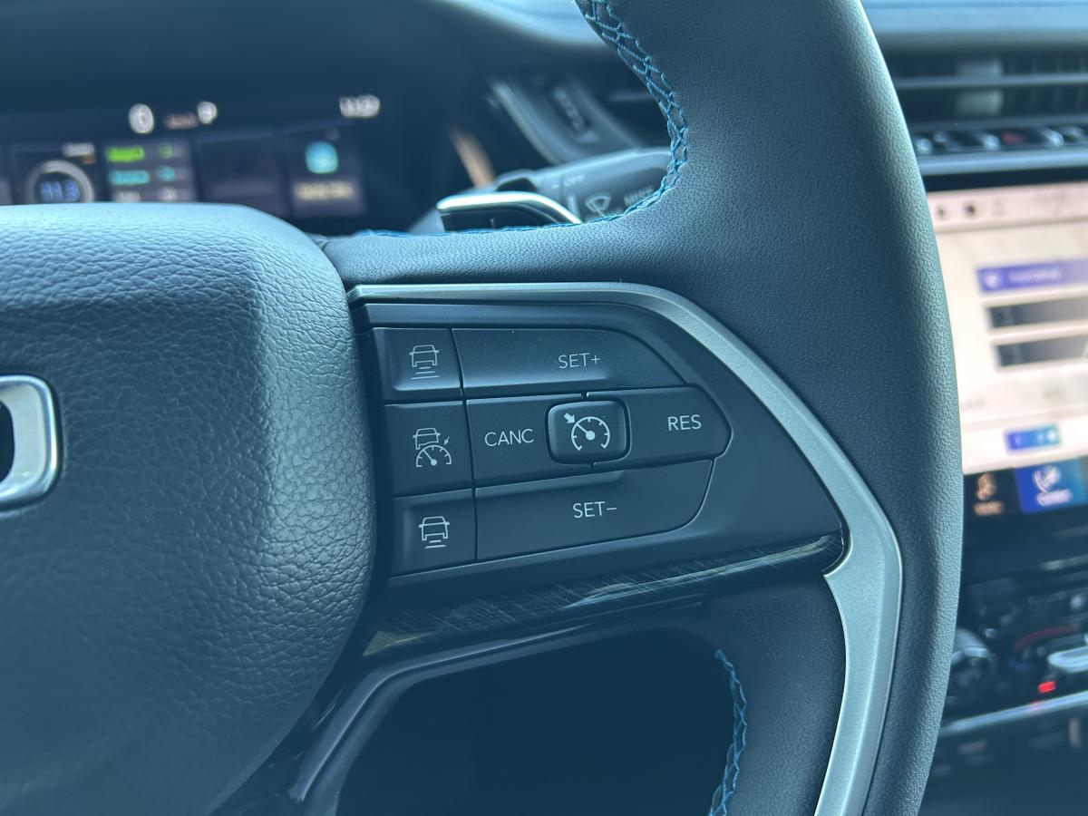 2022 Jeep Grand Cherokee 4xe - Image 174