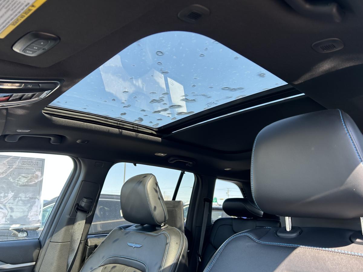 2022 Jeep Grand Cherokee 4xe - Image 182