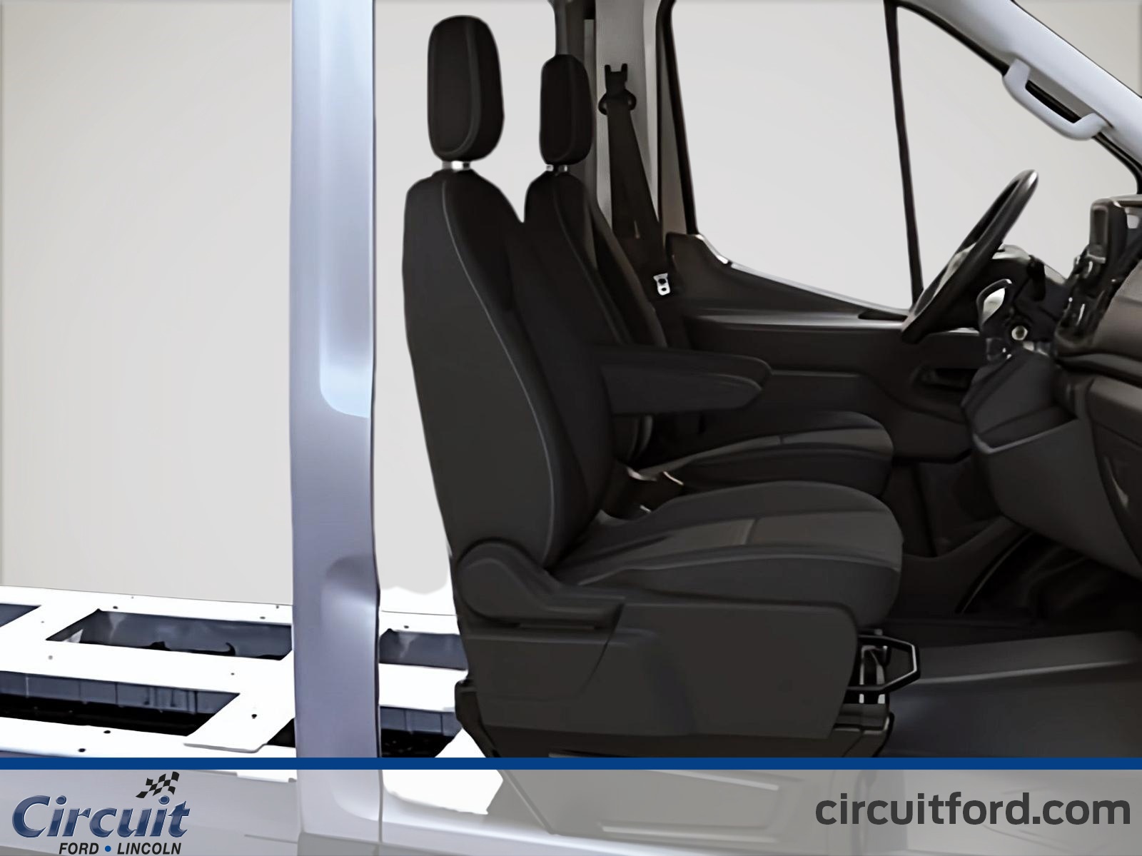 2024 Ford Transit Cutaway - Image 39