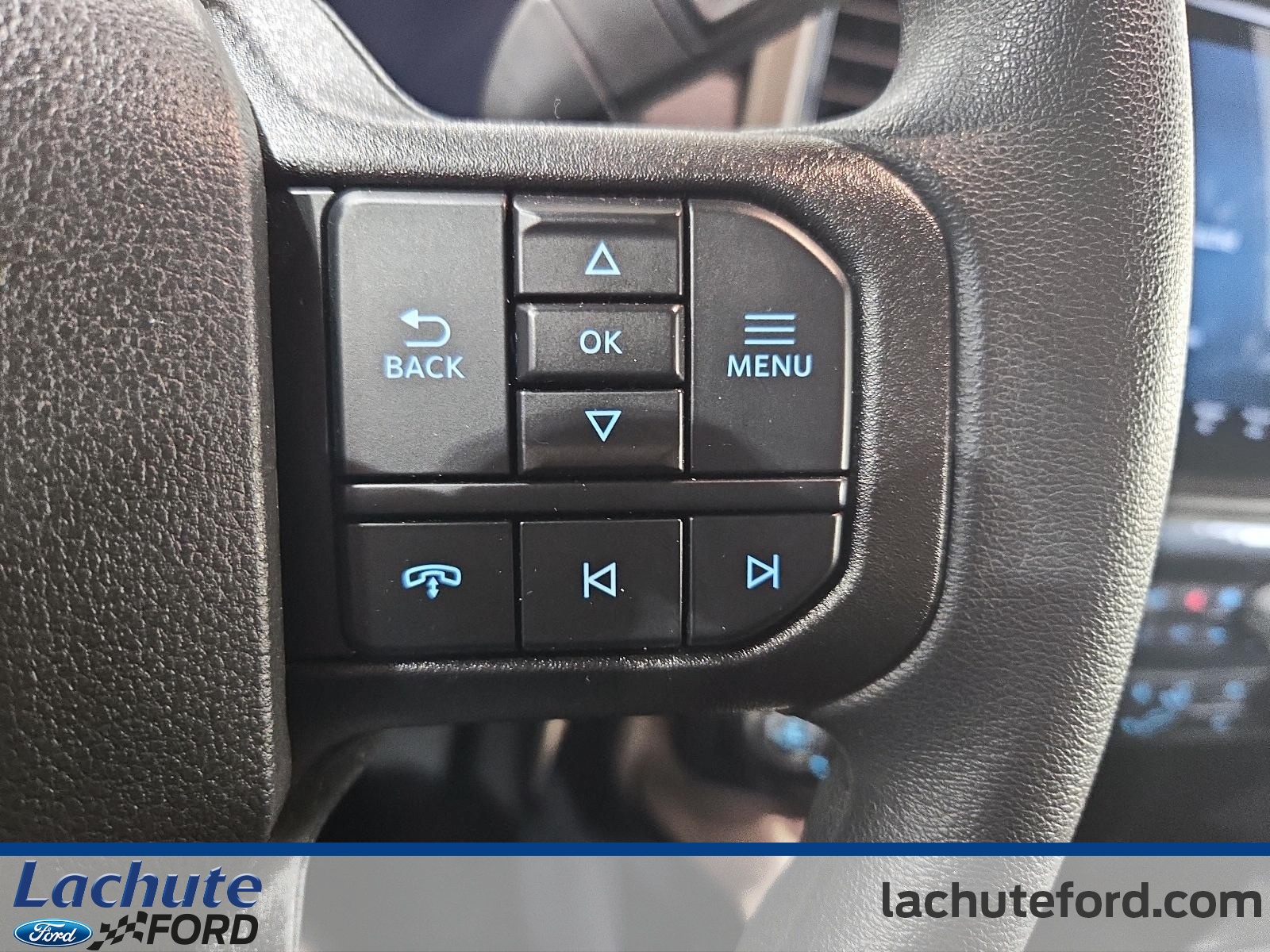 2025 Ford F-150 - Image 163