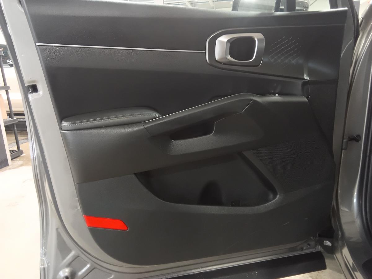 2025 Kia Sorento HEV - Image 226