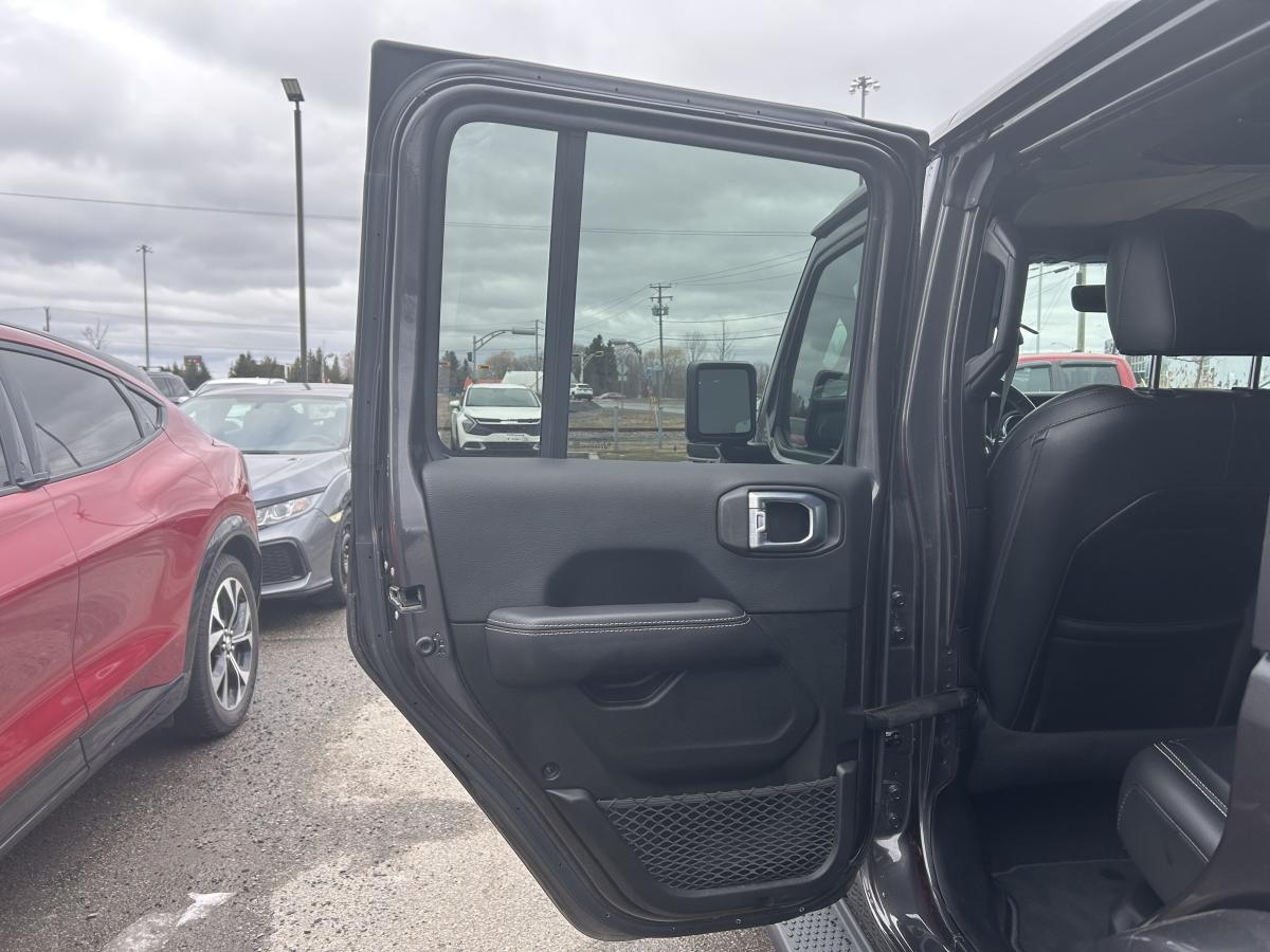 2021 Jeep Wrangler 4xe - Image 46