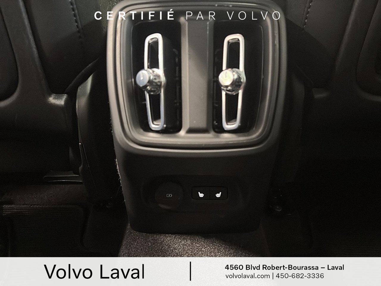 2022 Volvo XC40 - Image 220