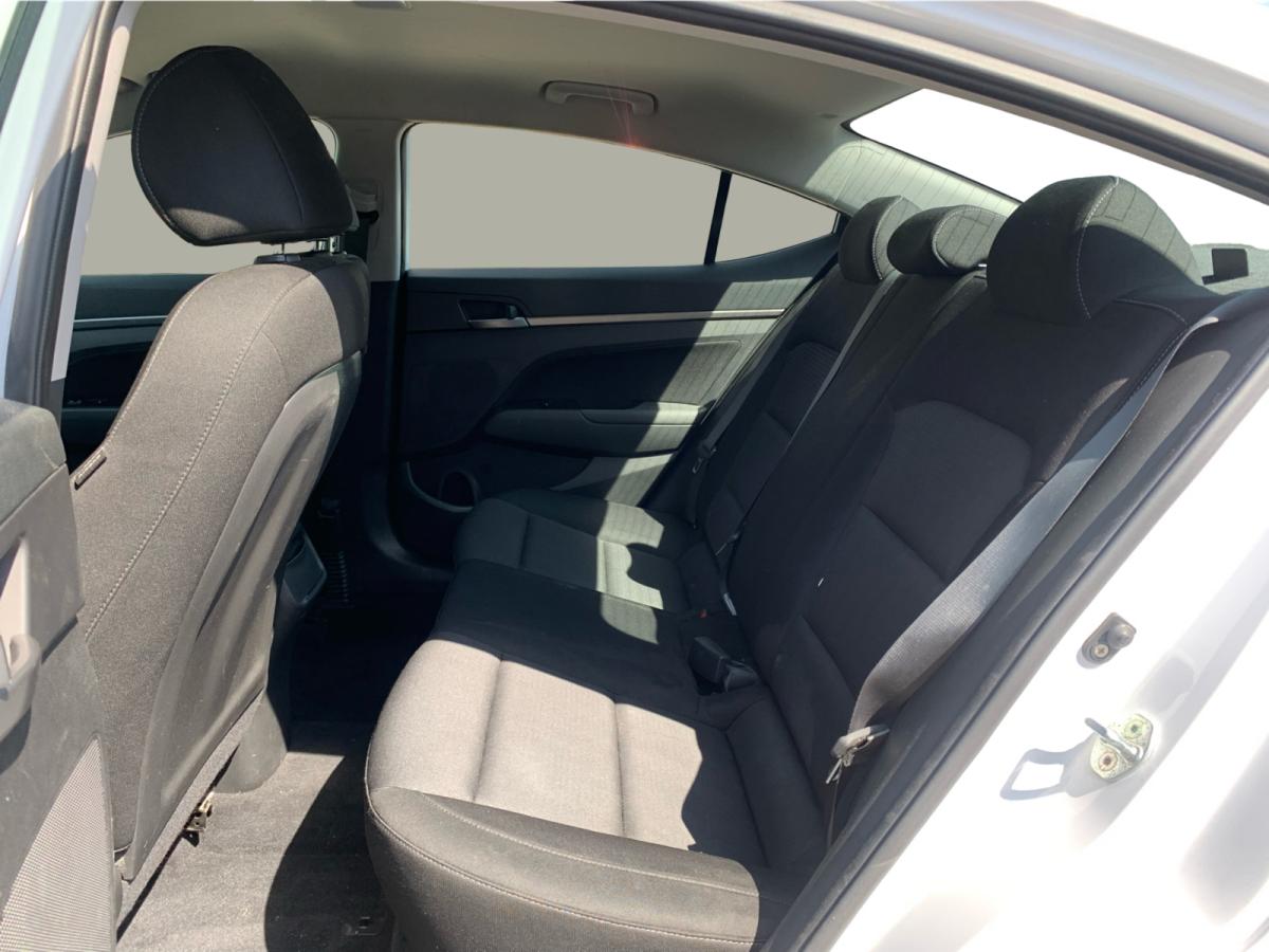 2017 Hyundai Elantra - Image 121
