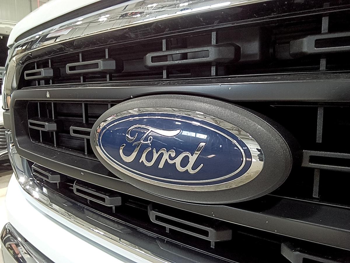 2022 Ford F-150 - Image 185
