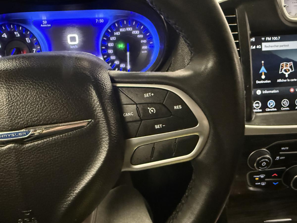 2022 Chrysler 300 - Image 219
